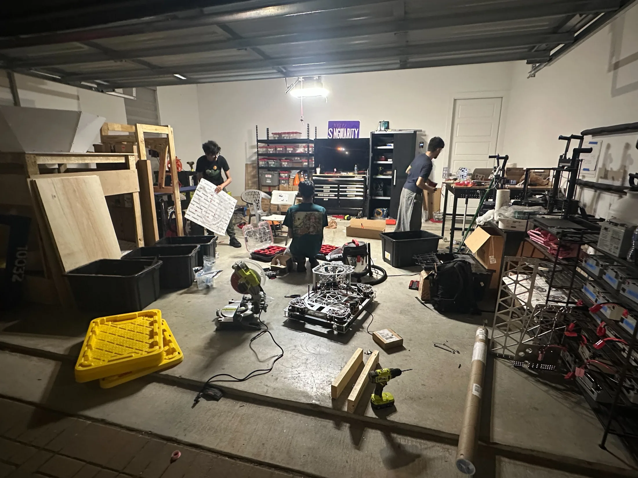 The garage build space