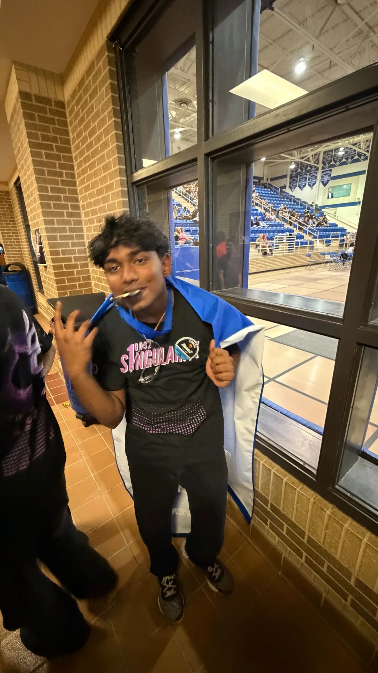 A member with the winner medal