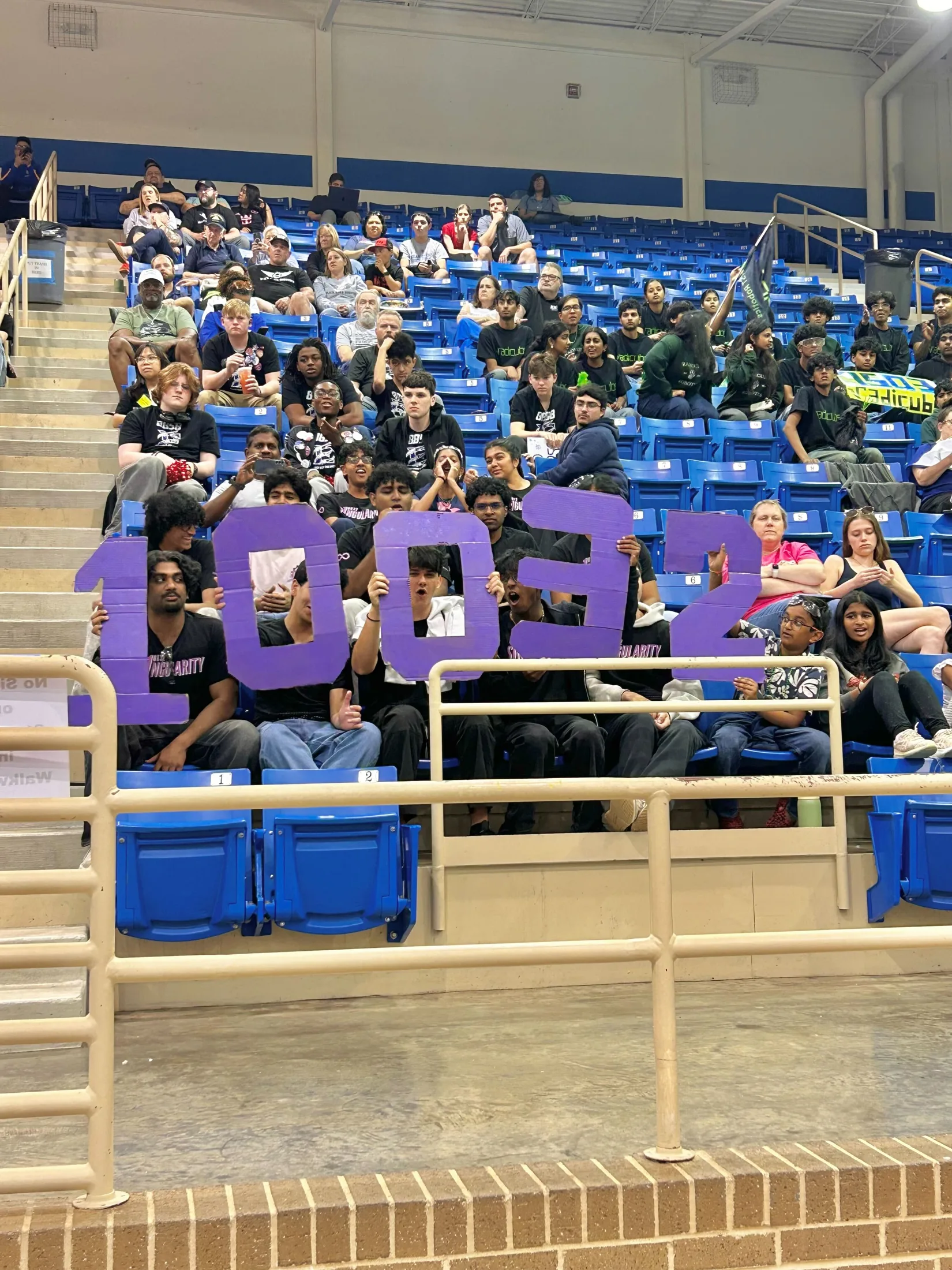 10032 letters in the stands
